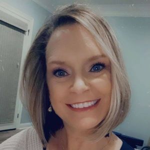 Meet your Posher, Alison